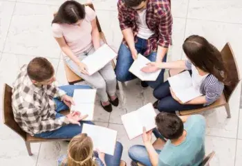 Életmódváltó és stresszkezelési tréning indul a Debreceni Egyetem dolgozói számára, a DEMEK szervezésében. A részletek ide kattintva olvashatók.